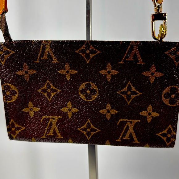 Louis Vuitton pochette - Picture 1 of 8